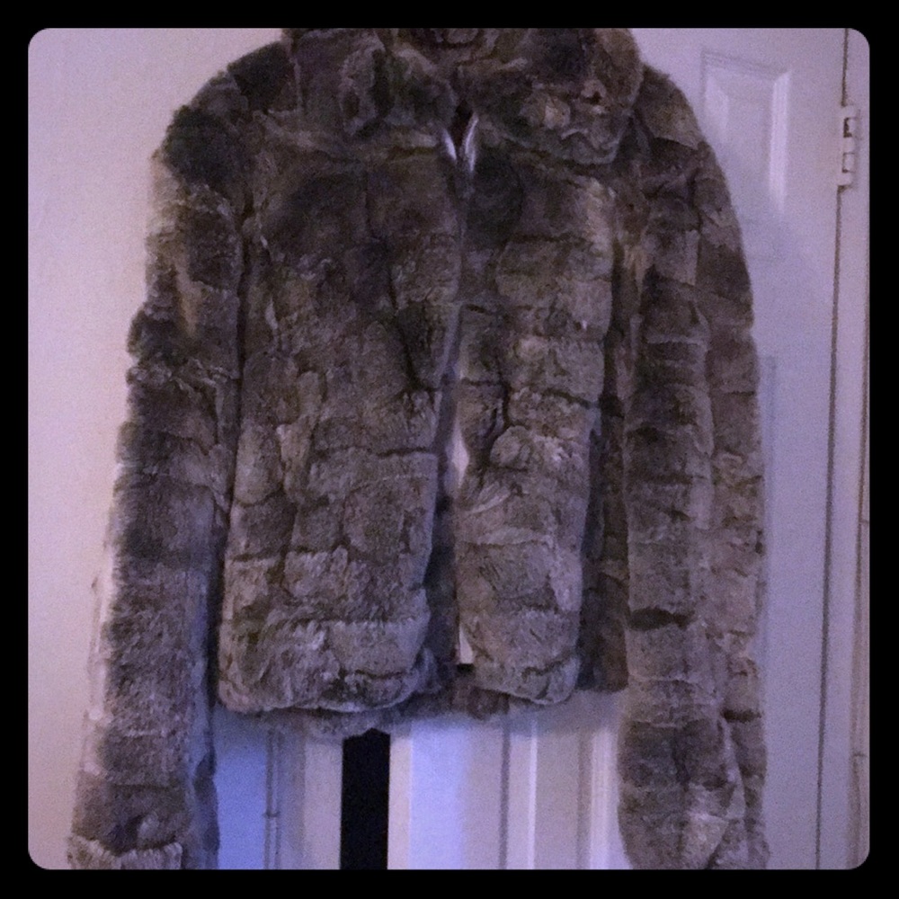 100% Rabbit Fur short coat - Picture 2 of 5